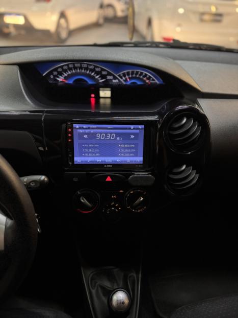 TOYOTA Etios Hatch 1.3 16V 4P FLEX X, Foto 12