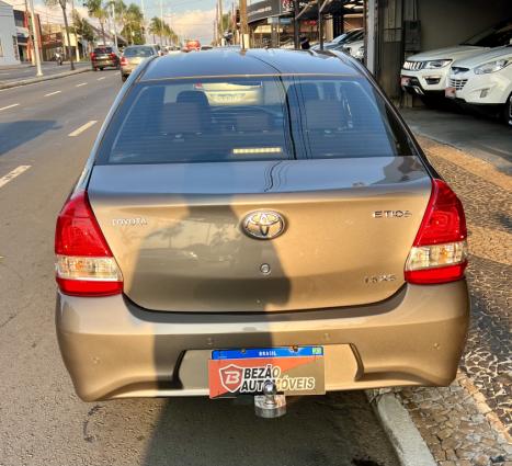 TOYOTA Etios Sedan 1.5 16V 4P FLEX XS AUTOMTICO, Foto 4