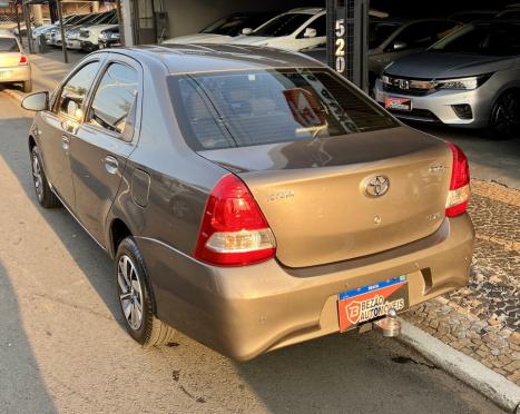 TOYOTA Etios Sedan 1.5 16V 4P FLEX XS AUTOMTICO, Foto 5