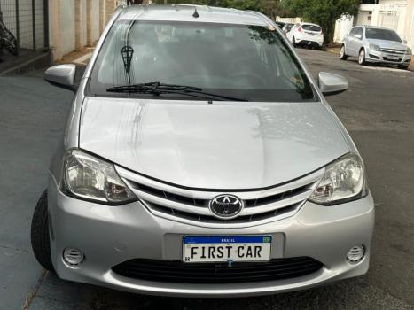 TOYOTA Etios Sedan 1.5 16V 4P FLEX XS, Foto 2