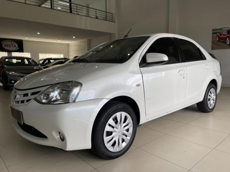 TOYOTA Etios Sedan 1.5 16V 4P FLEX XS, Foto 2