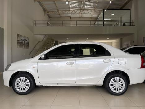 TOYOTA Etios Sedan 1.5 16V 4P FLEX XS, Foto 6