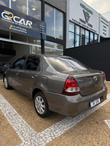 TOYOTA Etios Sedan 1.5 16V 4P FLEX X PLUS AUTOMTICO, Foto 4