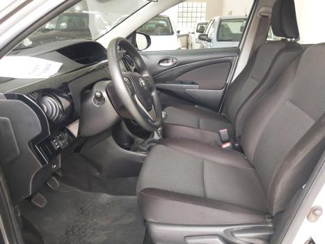 TOYOTA Etios Sedan 1.5 16V 4P FLEX X, Foto 13
