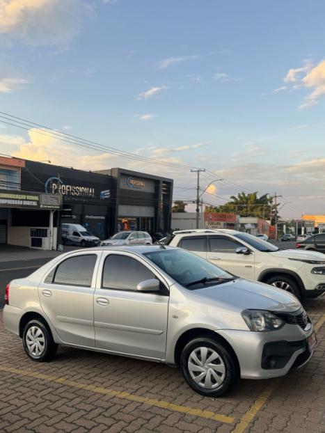 TOYOTA Etios Sedan 1.5 16V 4P FLEX XLS, Foto 12