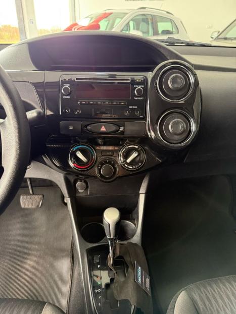 TOYOTA Etios Sedan 1.5 16V 4P FLEX X PLUS AUTOMTICO, Foto 10
