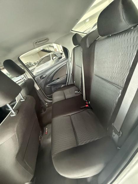 TOYOTA Etios Sedan 1.5 16V 4P FLEX X PLUS AUTOMTICO, Foto 13