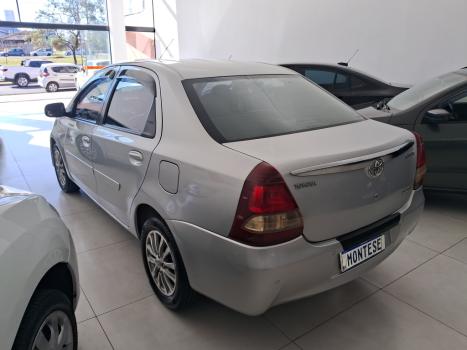 TOYOTA Etios Sedan 1.5 16V 4P FLEX XLS, Foto 4