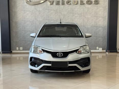 TOYOTA Etios Sedan 1.3 16V 4P FLEX X, Foto 1