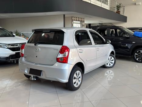 TOYOTA Etios Sedan 1.3 16V 4P FLEX X, Foto 3