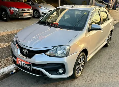 TOYOTA Etios Sedan 1.5 16V 4P FLEX PLATINUM AUTOMTICO, Foto 2