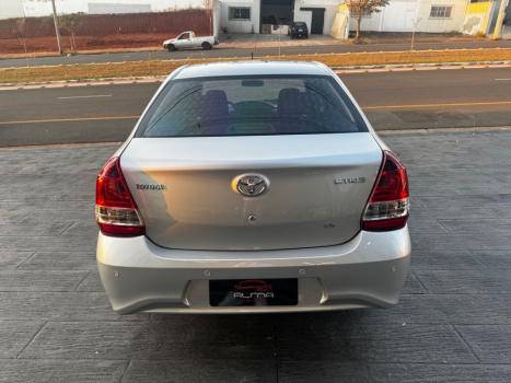TOYOTA Etios Sedan 1.5 16V 4P FLEX X PLUS AUTOMTICO, Foto 10