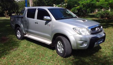 TOYOTA Hilux Caminhonete 3.0 4P 4X4 SRV TURBO DIESEL CABINE DUPLA AUTOMTICO, Foto 3