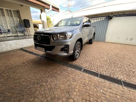 TOYOTA Hilux Caminhonete 2.8 16V SRV 4X4 DIESEL CABINE DUPLA AUTOMTICO, Foto 6