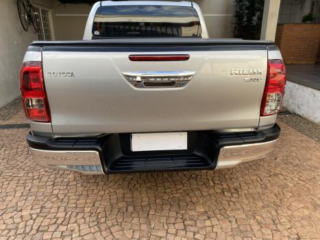 TOYOTA Hilux Caminhonete 2.8 16V SRV 4X4 DIESEL CABINE DUPLA AUTOMTICO, Foto 18