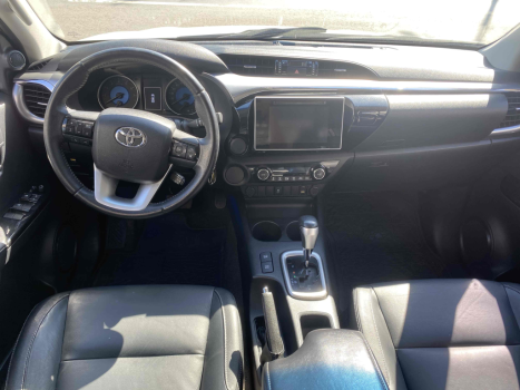 TOYOTA Hilux Caminhonete 2.7 16V 4P SRV FLEX CABINE DUPLA AUTOMTICO, Foto 8