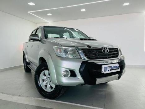 TOYOTA Hilux Caminhonete 3.0 4P 4X4 SRV TURBO DIESEL CABINE DUPLA, Foto 15