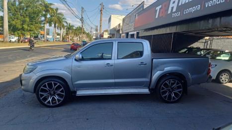 TOYOTA Hilux Caminhonete 2.7 16V 4P SRV FLEX CABINE DUPLA AUTOMTICO, Foto 2