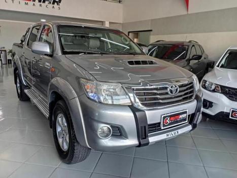 TOYOTA Hilux Caminhonete 3.0 4P 4X4 DIESEL CABINE DUPLA, Foto 4