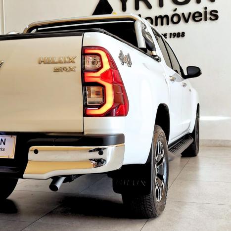 TOYOTA Hilux Caminhonete 2.8 16V SRX 4X4 TURBO DIESEL CABINE DUPLA AUTOMTICO, Foto 9