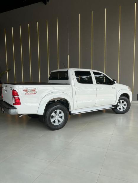 TOYOTA Hilux Caminhonete 3.0 16V 4P 4X4 SRV TURBO DIESEL CABINE DUPLA AUTOMTICO, Foto 13