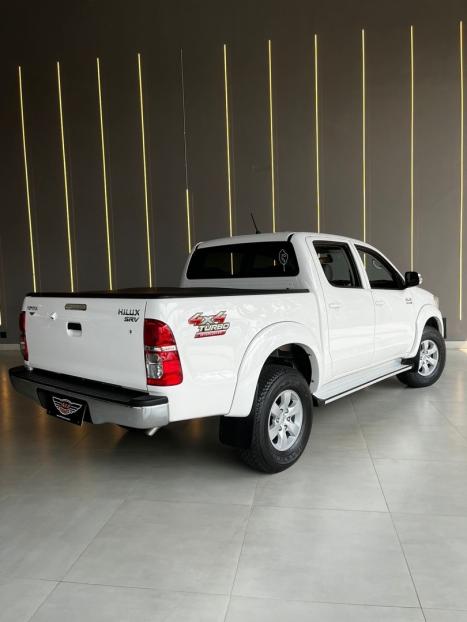 TOYOTA Hilux Caminhonete 3.0 16V 4P 4X4 SRV TURBO DIESEL CABINE DUPLA AUTOMTICO, Foto 14