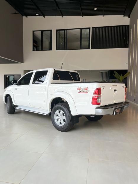 TOYOTA Hilux Caminhonete 3.0 16V 4P 4X4 SRV TURBO DIESEL CABINE DUPLA AUTOMTICO, Foto 19