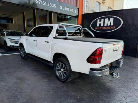 TOYOTA Hilux Caminhonete 2.7 16V 4P SRV FLEX CABINE DUPLA AUTOMTICO, Foto 9