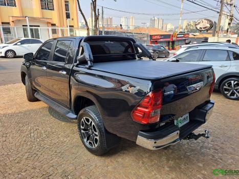 TOYOTA Hilux Caminhonete 2.8 16V SRV 4X4 DIESEL CABINE DUPLA AUTOMTICO, Foto 3