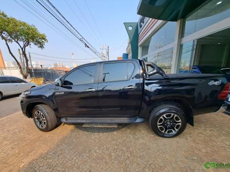 TOYOTA Hilux Caminhonete 2.8 16V SRV 4X4 DIESEL CABINE DUPLA AUTOMTICO, Foto 14