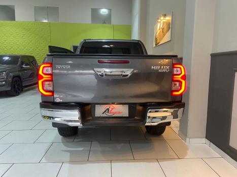 TOYOTA Hilux Caminhonete 2.8 16V SRV 4X4 DIESEL CABINE DUPLA AUTOMTICO, Foto 2