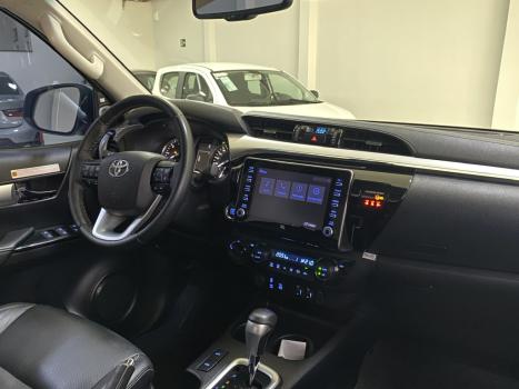 TOYOTA Hilux Caminhonete 2.8 16V SRX 4X4 TURBO DIESEL CABINE DUPLA AUTOMTICO, Foto 6