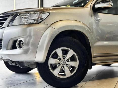 TOYOTA Hilux Caminhonete 2.7 16V 4P SRV FLEX 4X4  CABINE DUPLA AUTOMTICO, Foto 5