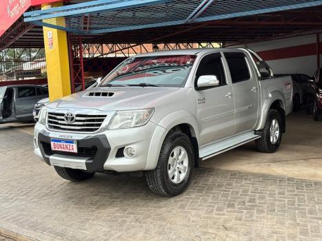 TOYOTA Hilux Caminhonete 3.0 16V 4P 4X4 SRV TURBO DIESEL CABINE DUPLA AUTOMTICO, Foto 1