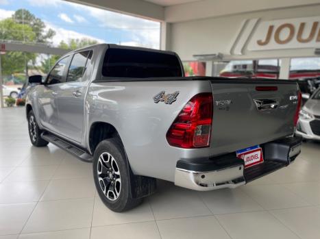 TOYOTA Hilux Caminhonete 2.8 16V SRV 4X4 DIESEL CABINE DUPLA AUTOMTICO, Foto 4