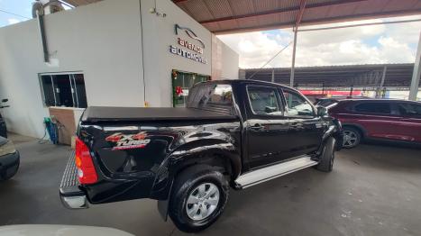 TOYOTA Hilux Caminhonete 3.0 4P 4X4 SRV TURBO DIESEL CABINE DUPLA AUTOMTICO, Foto 5