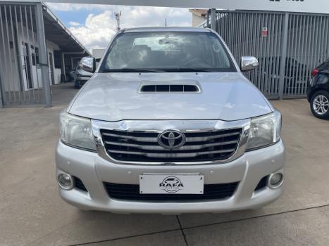 TOYOTA Hilux Caminhonete 3.0 4P 4X4 SRV TURBO DIESEL TOP CABINE DUPLA AUTOMTICO, Foto 3