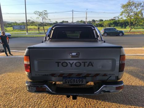 TOYOTA Hilux Caminhonete 3.0 4P 4X4 DIESEL CABINE DUPLA, Foto 6