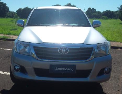 TOYOTA Hilux Caminhonete 2.7 16V 4P SRV FLEX 4X4  CABINE DUPLA AUTOMTICO, Foto 2