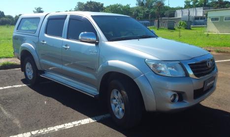 TOYOTA Hilux Caminhonete 2.7 16V 4P SRV FLEX 4X4  CABINE DUPLA AUTOMTICO, Foto 3