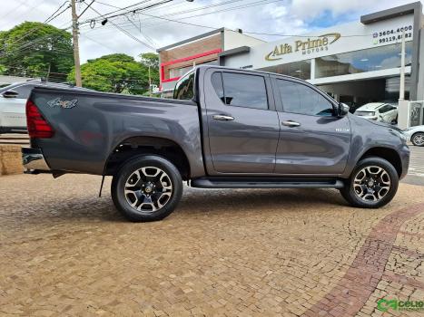 TOYOTA Hilux Caminhonete 2.8 16V SRV 4X4 DIESEL CABINE DUPLA AUTOMTICO, Foto 11