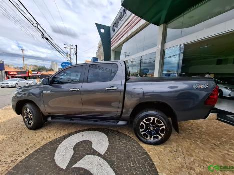 TOYOTA Hilux Caminhonete 2.8 16V SRV 4X4 DIESEL CABINE DUPLA AUTOMTICO, Foto 12