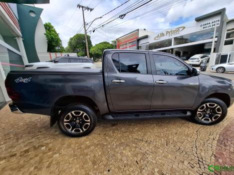 TOYOTA Hilux Caminhonete 2.8 16V SRV 4X4 DIESEL CABINE DUPLA AUTOMTICO, Foto 13