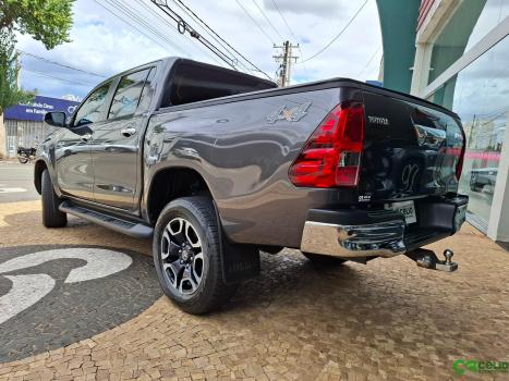 TOYOTA Hilux Caminhonete 2.8 16V SRV 4X4 DIESEL CABINE DUPLA AUTOMTICO, Foto 14