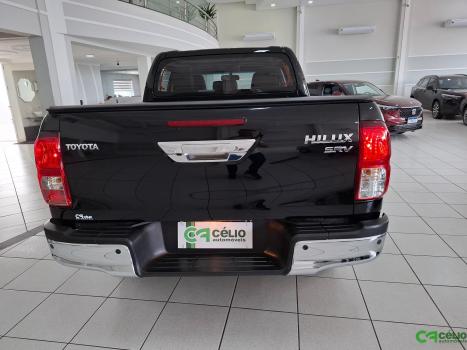 TOYOTA Hilux Caminhonete 2.8 16V SRV 4X4 DIESEL CABINE DUPLA AUTOMTICO, Foto 3