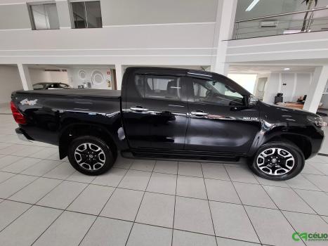 TOYOTA Hilux Caminhonete 2.8 16V SRV 4X4 DIESEL CABINE DUPLA AUTOMTICO, Foto 5