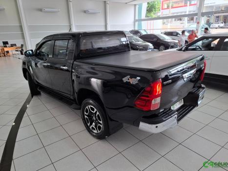 TOYOTA Hilux Caminhonete 2.8 16V SRV 4X4 DIESEL CABINE DUPLA AUTOMTICO, Foto 6