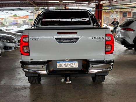 TOYOTA Hilux Caminhonete 2.8 16V SRX 4X4 DIESEL CABINE DUPLA AUTOMTICO, Foto 5