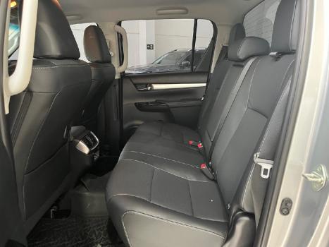 TOYOTA Hilux Caminhonete 2.8 16V SRX 4X4 TURBO DIESEL CABINE DUPLA AUTOMTICO, Foto 11