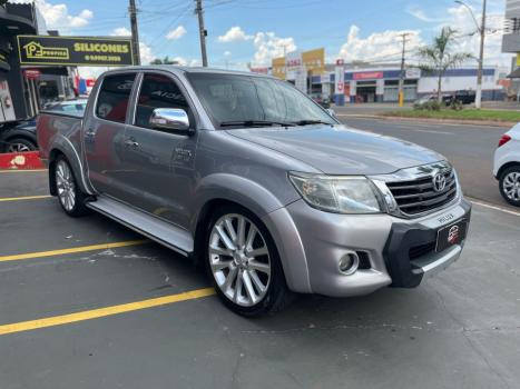 TOYOTA Hilux Caminhonete 2.7 16V 4P SRV FLEX CABINE DUPLA AUTOMTICO, Foto 3